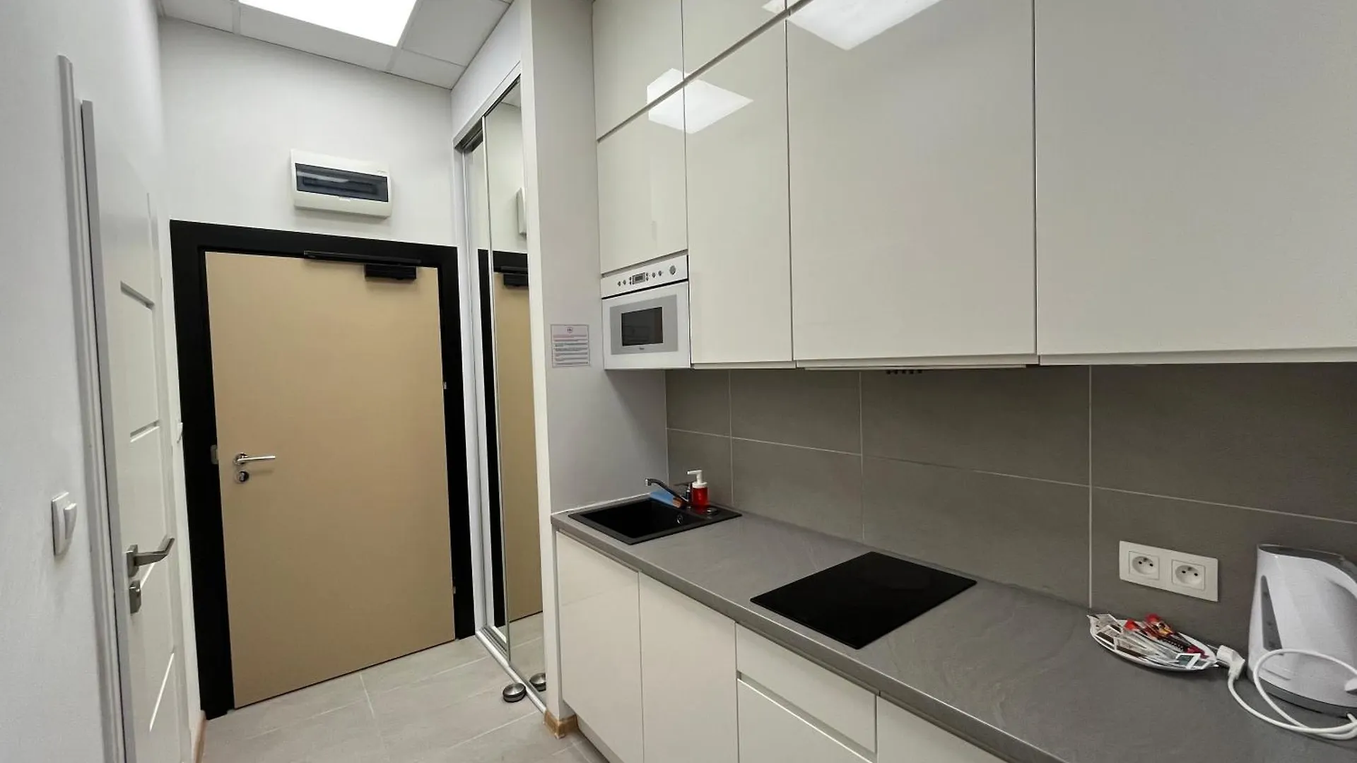 Aleje Jerozolimskie 216 By Perfect Apart Warsaw Poland