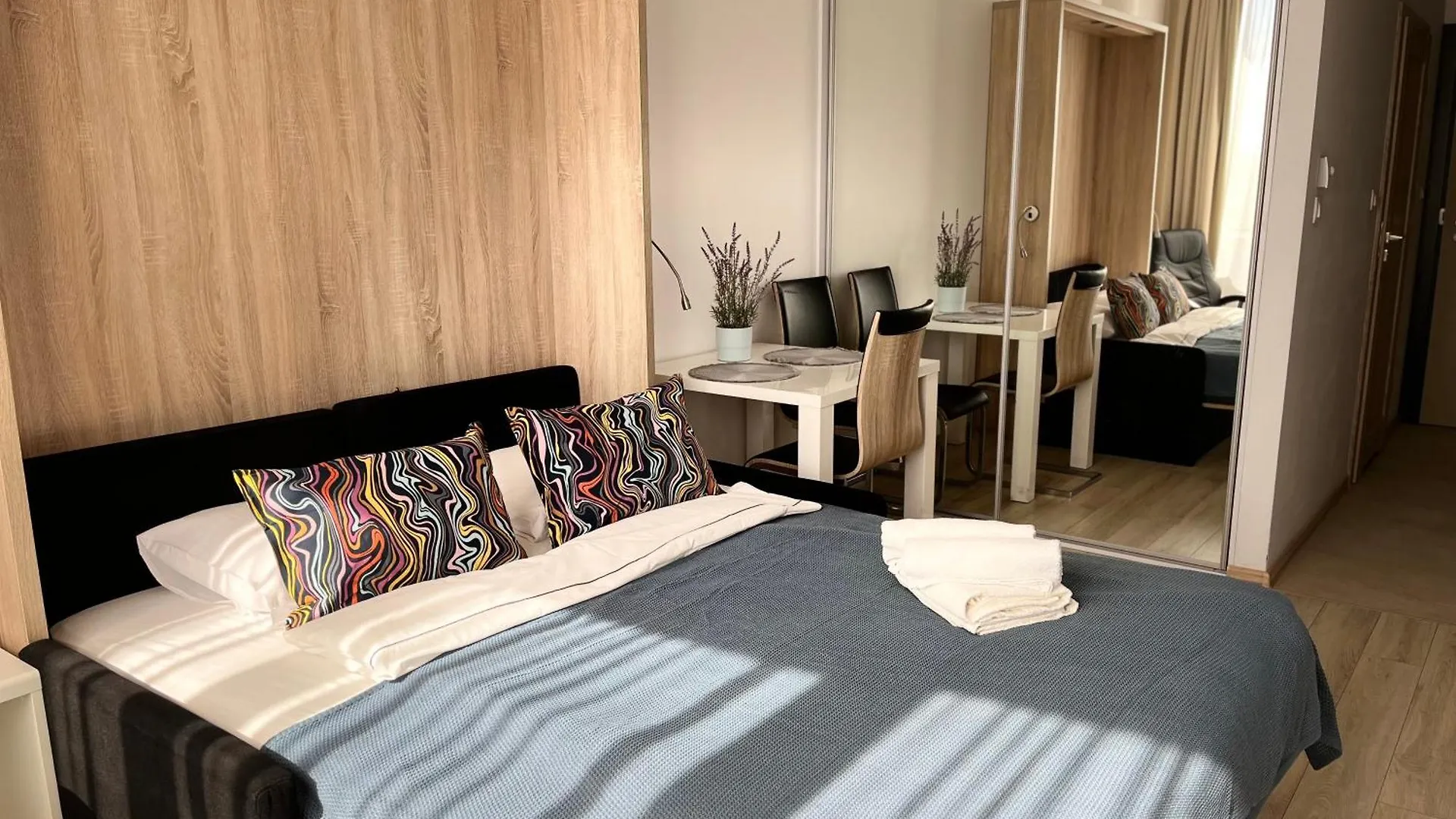 Apartment Aleje Jerozolimskie 216 By Perfect Apart Warsaw Poland